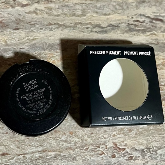 MAC Cosmetics HTF Pressed Pigment Eyeshadow Duo — Blonde Streak & Angelic - Picture 10 of 16